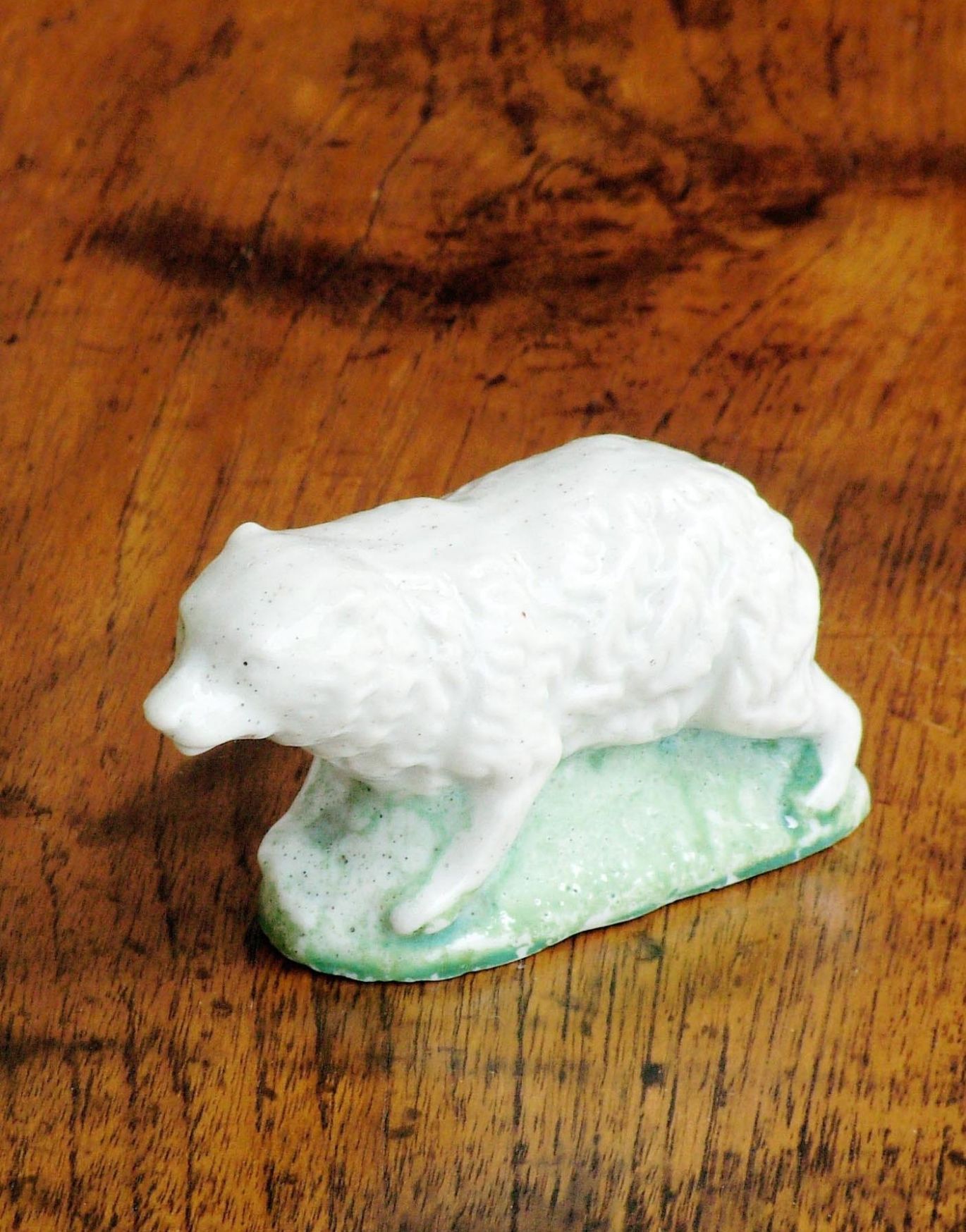 #POAN11 Polar Bear on Pedestal