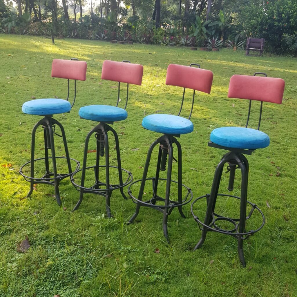 set-of-4-kitchen-bar-stools-chairs-the-antique-hut